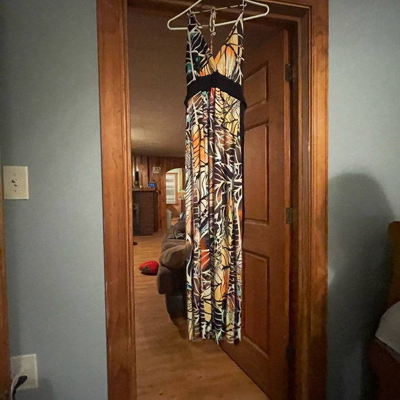 Dress - Picture 2 of 2